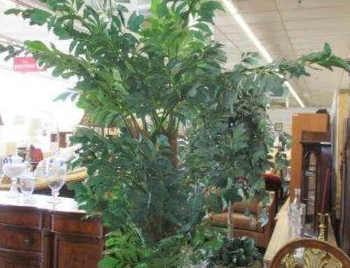 Item #45A – 9 Foot High Large Faux Tree – $250