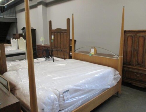 Item #214O – Ethan Allen Queen Bed – SALE $521.25