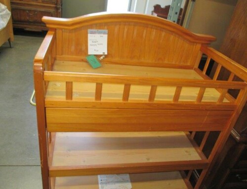 Item #244O – Bassett Changing Table – $125