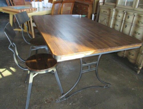 Item #306N – Modern Table & 2 Chairs – $425